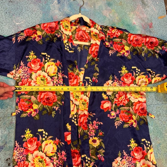 Navy Floral Robe - Picture 10 of 10